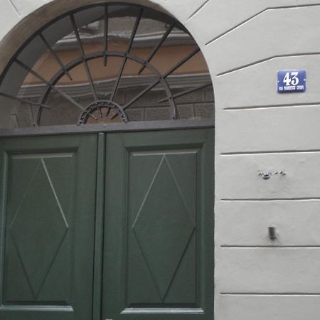 B&B Crispi Trieszt Kültér fotó